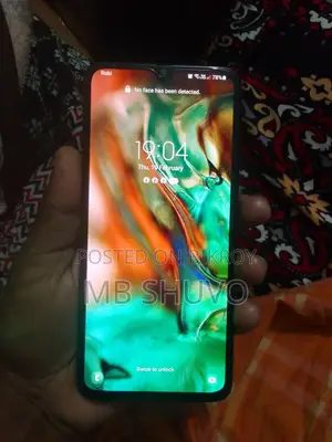 Samsung Galaxy A70 (Used)