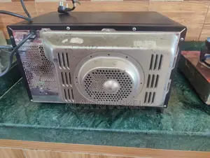 Microwave Oven