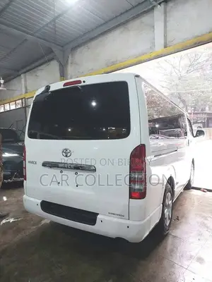Toyota Hiace GL Duel Ac White 2020