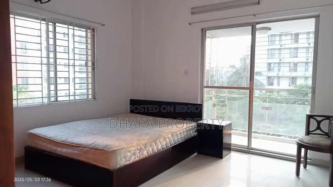 4 Bed 2 Car Parking 2600sqft Flat Rent in Gulshan