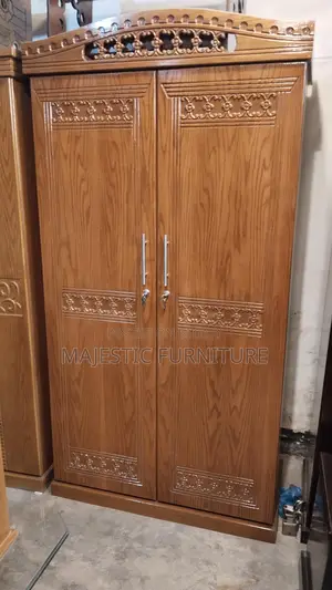 CANADIAN OAK VENEER ALMIRA. M 2217