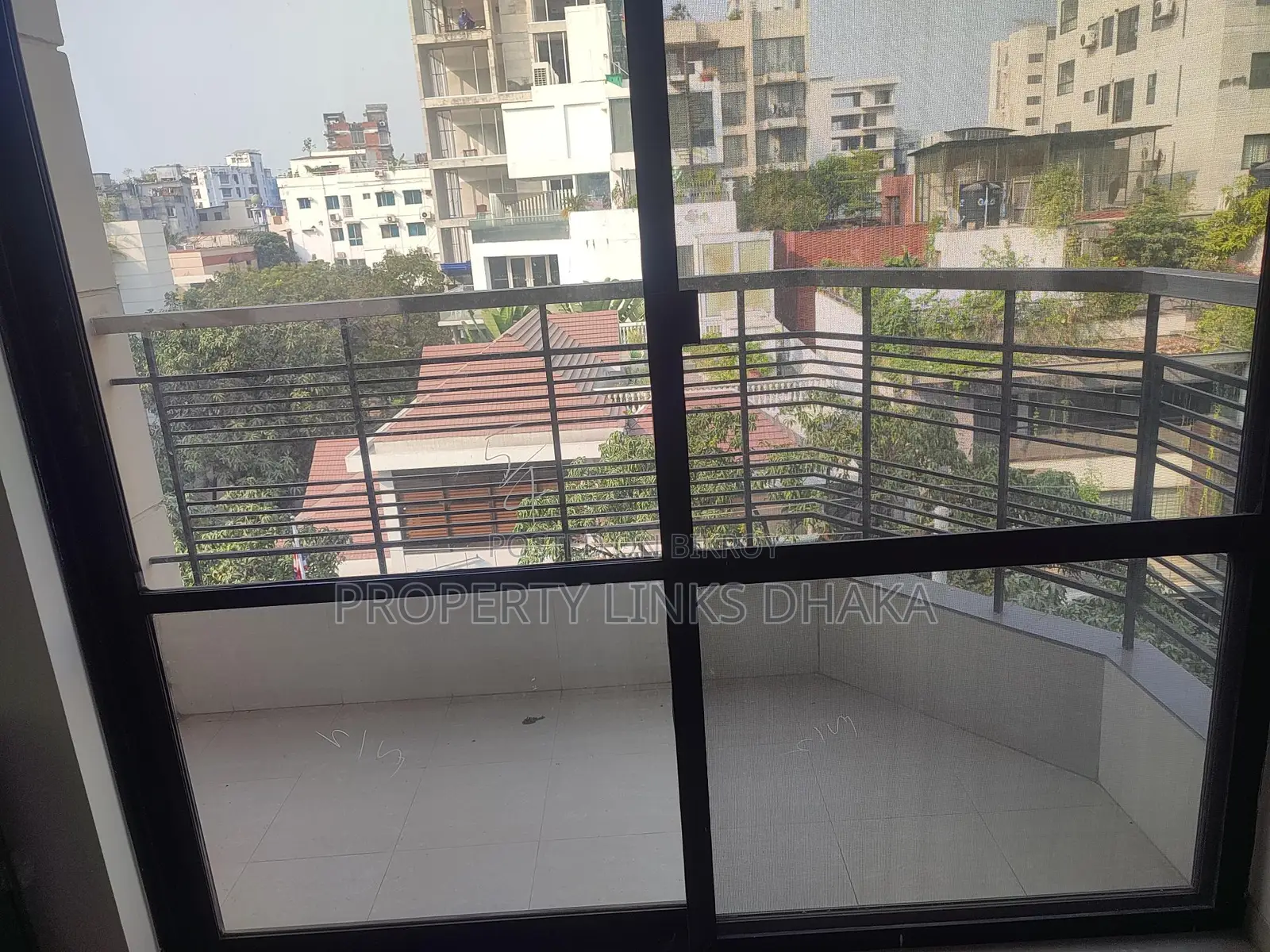 বারিধারায় জিম ও সুইমিং পুল সুবিধাসহ ব্র্যান্ড নিউ ফ্ল্যাট ভাড়ার জন্য