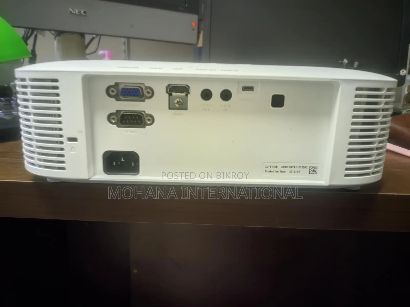 Casio XJ-V110W Projector