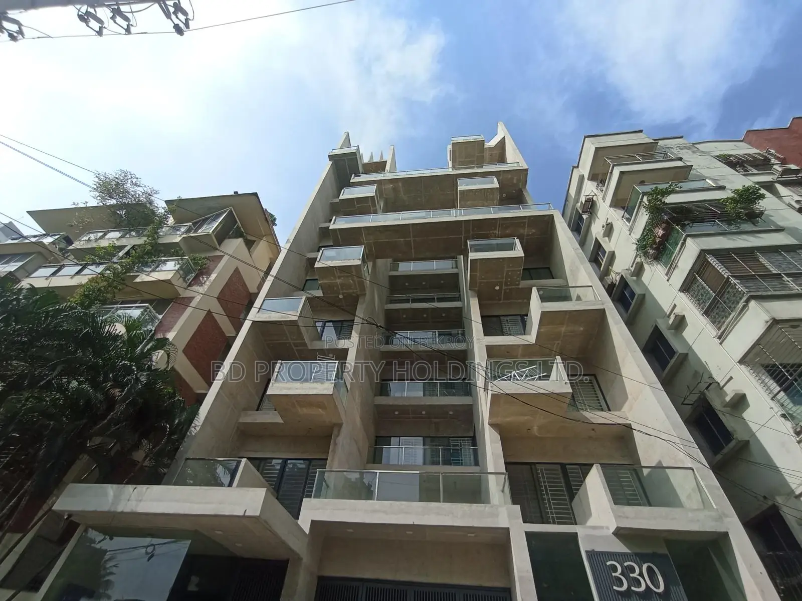 বসুন্ধরায় ৩ বেডরুমের অ্যাপার্টমেন্ট ভাড়ার জন্য