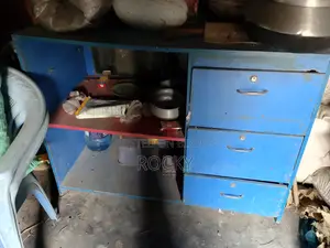 ড্রয়ারসহ ডিসপ্লে র‍্যাক