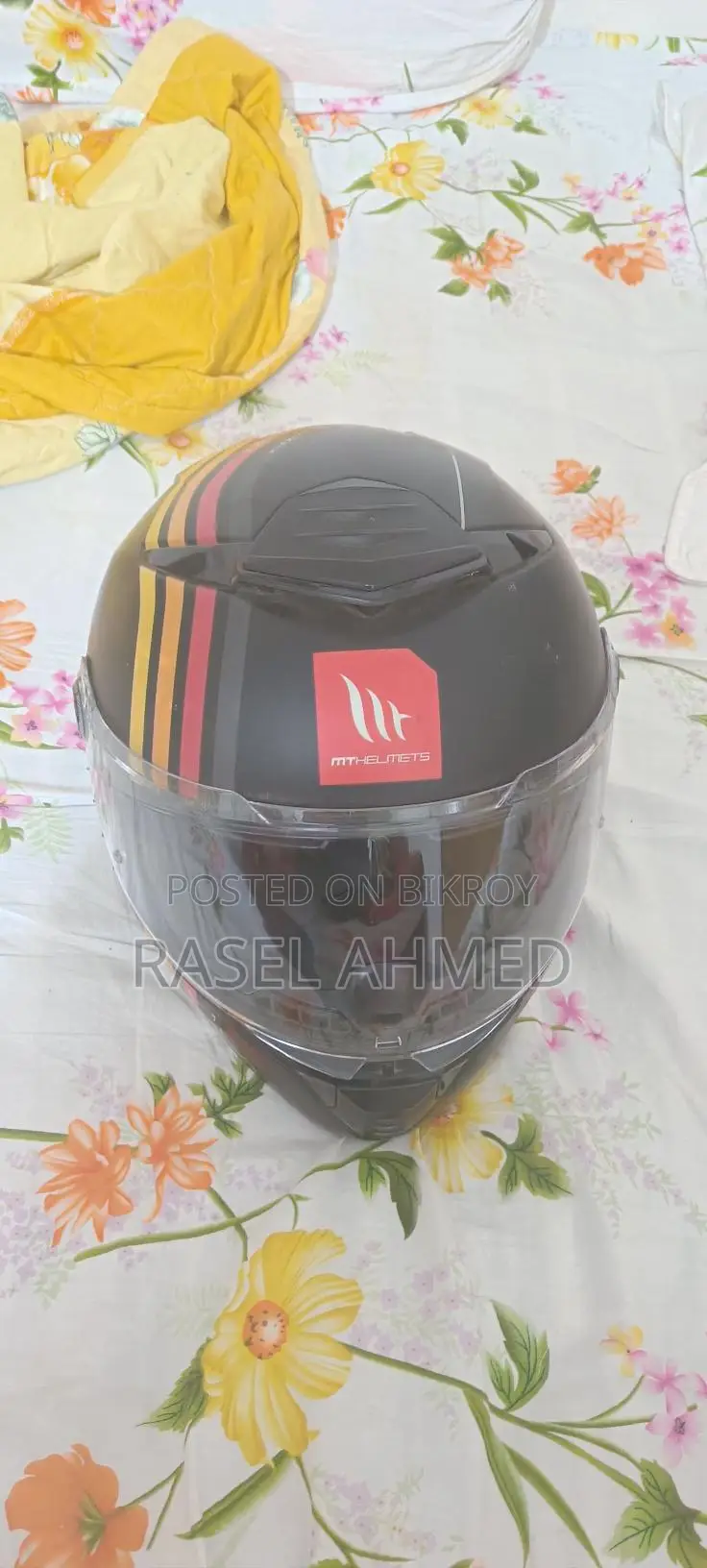 হেলমেট টা বিক্রি হবে