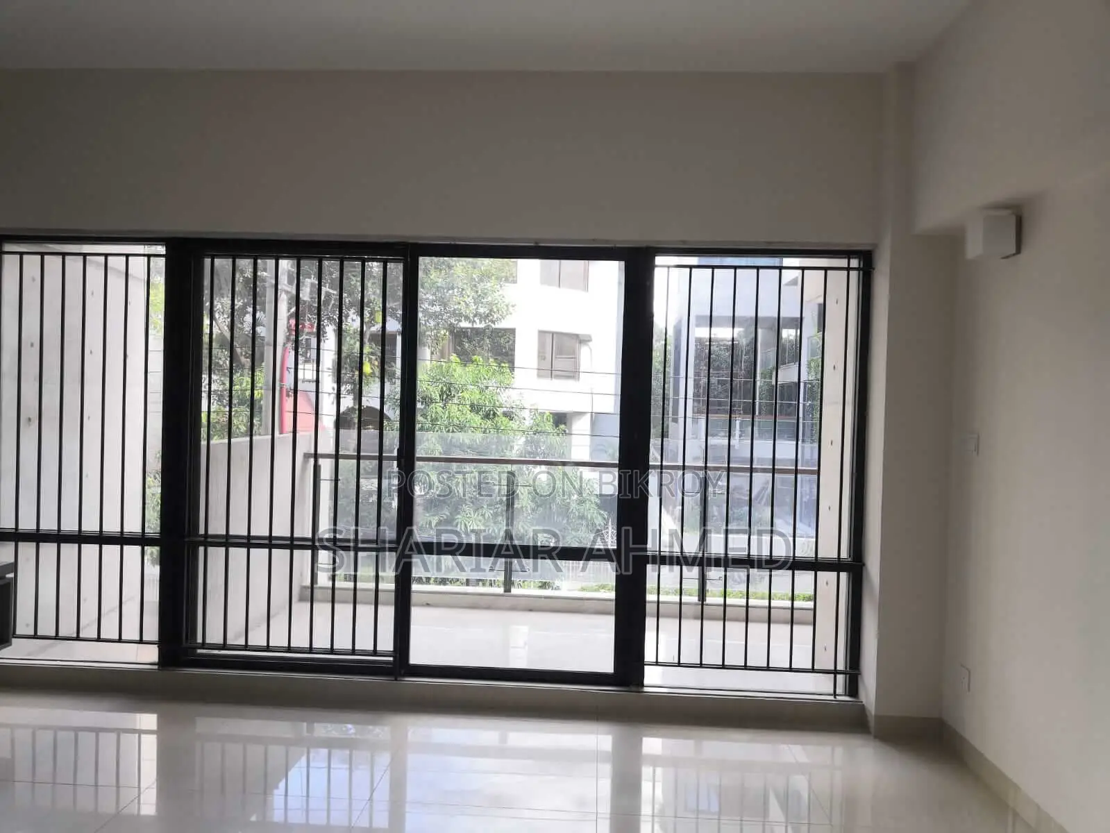 Nicely Decorated Luxuriou Apartment Now Vacant For Rent In Gulshan