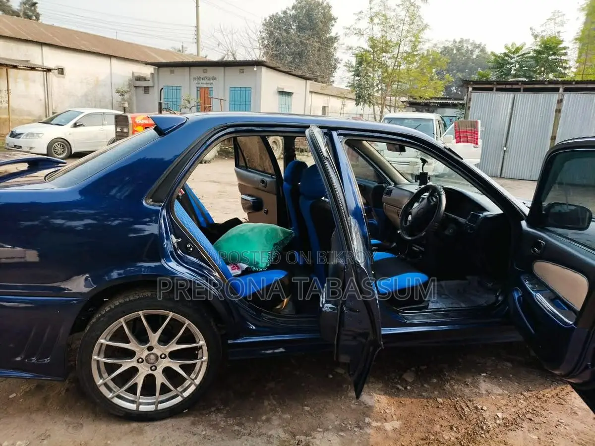 Toyota Corolla . 1997