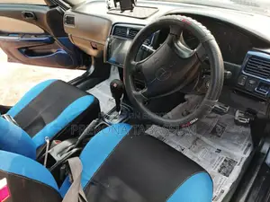 Toyota Corolla . 1997