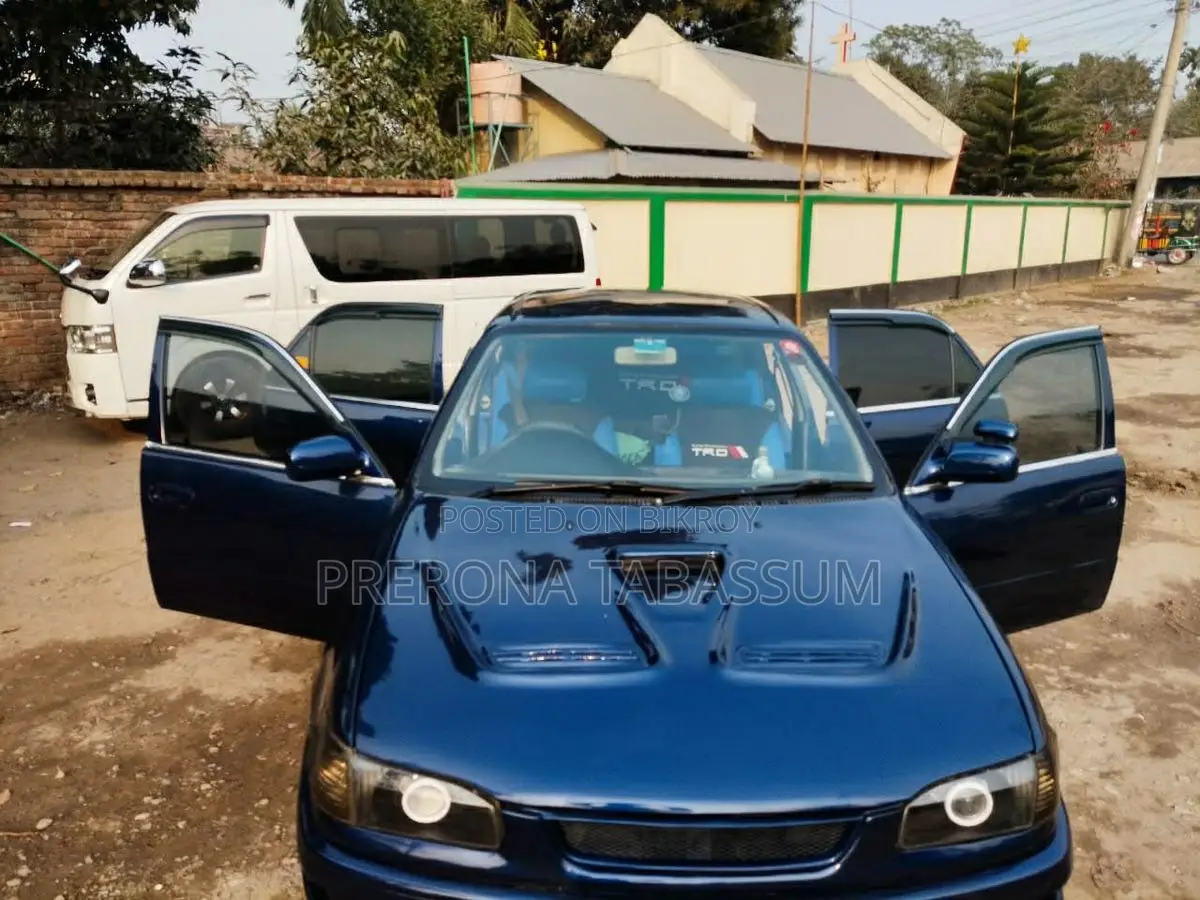 Toyota Corolla . 1997