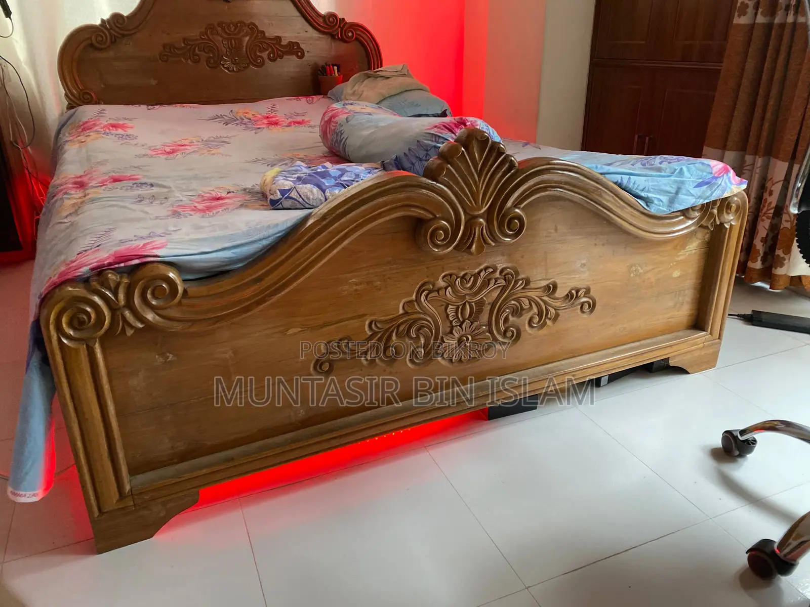 King Size Teak Wood Bed for Sale