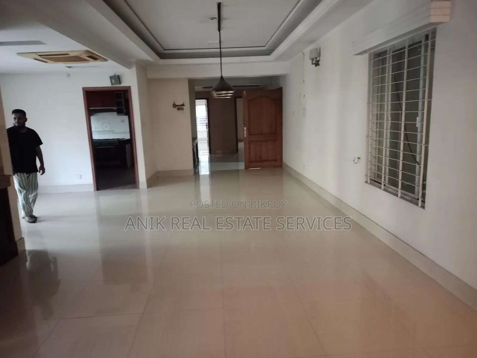Good Quality 4 Bedroom Semi Furnished Flat Rent In Gulshan