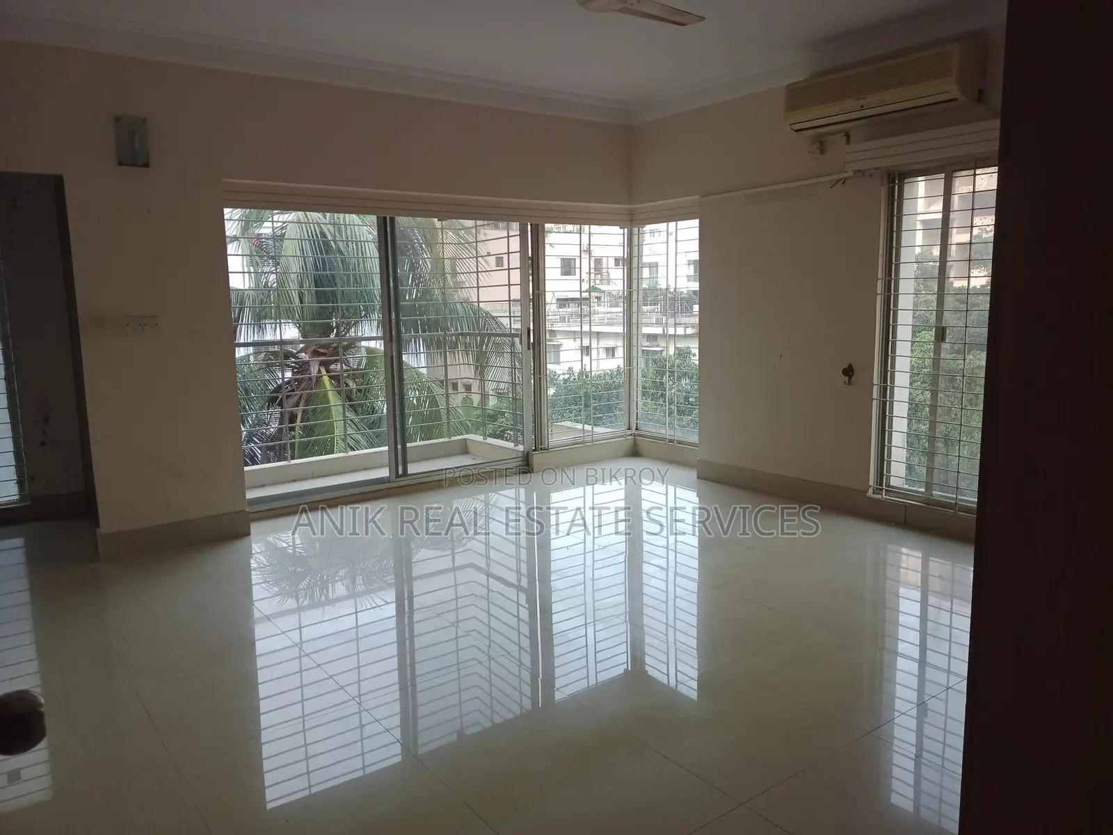 Good Quality 4 Bedroom Semi Furnished Flat Rent In Gulshan