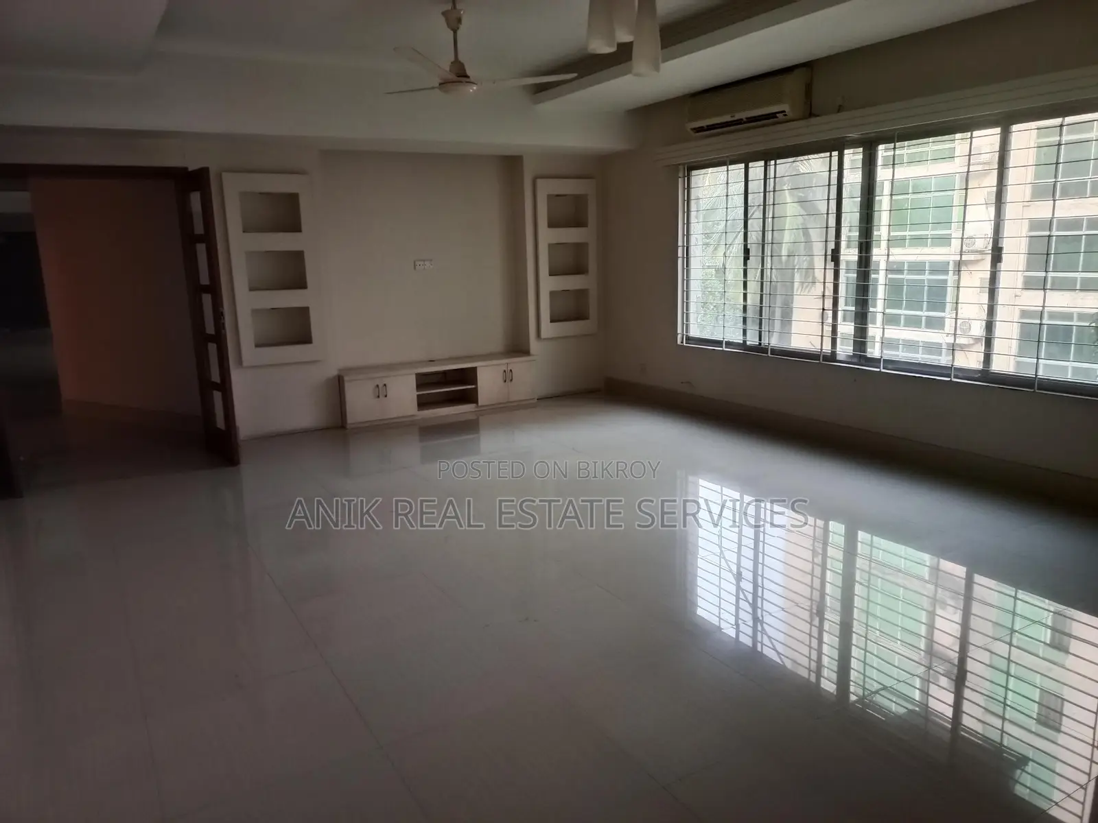 Good Quality 4 Bedroom Semi Furnished Flat Rent In Gulshan