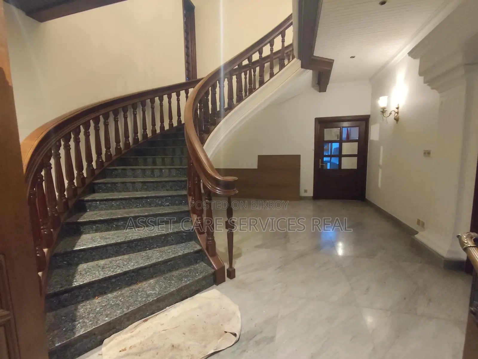 Exclusive Luxurious Independent House Rent In Gulshan