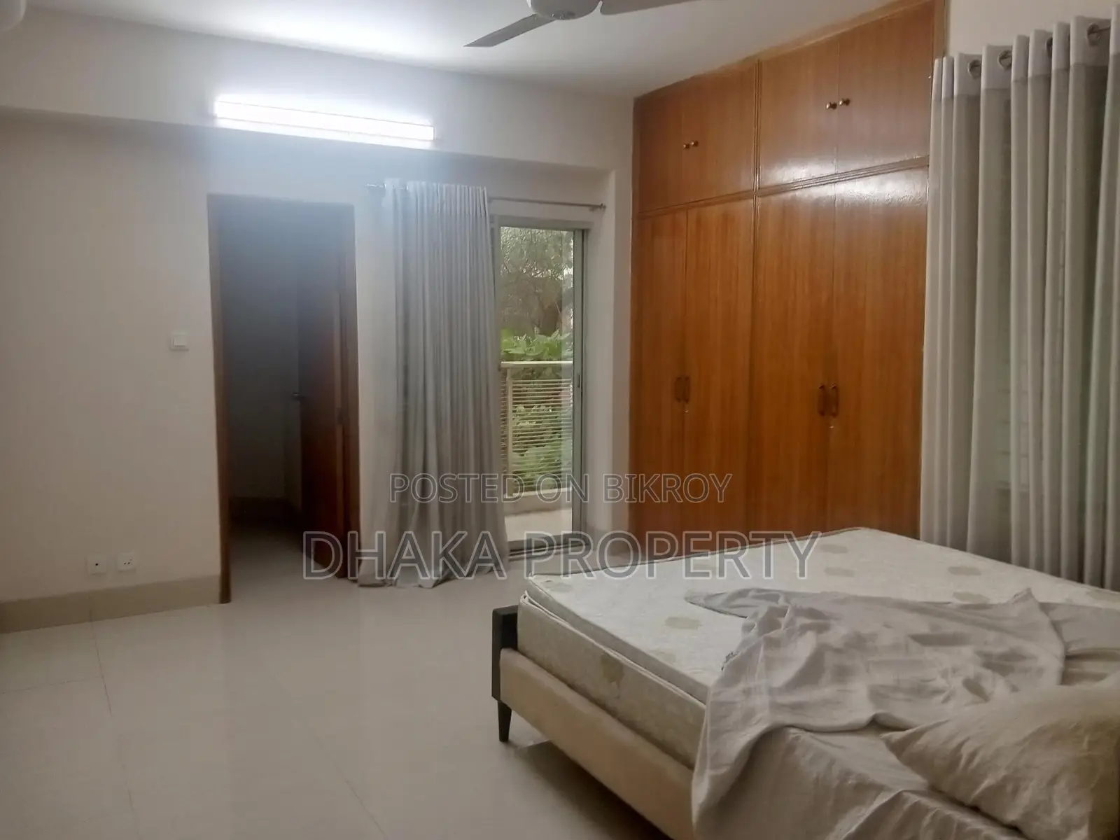 3-Bedrooms Exclusive Full-Furnished Apartment Rent in Gulshan