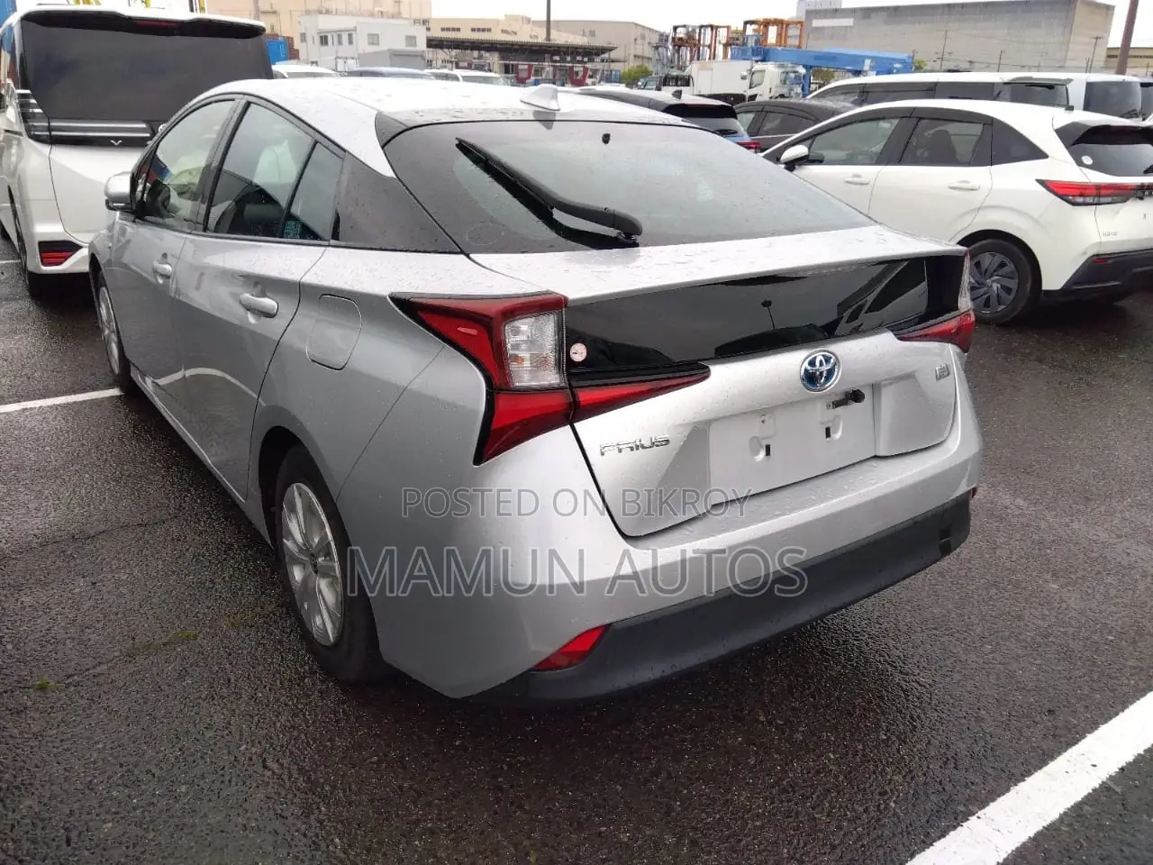 Toyota Prius S SAFETY SILVER 2020
