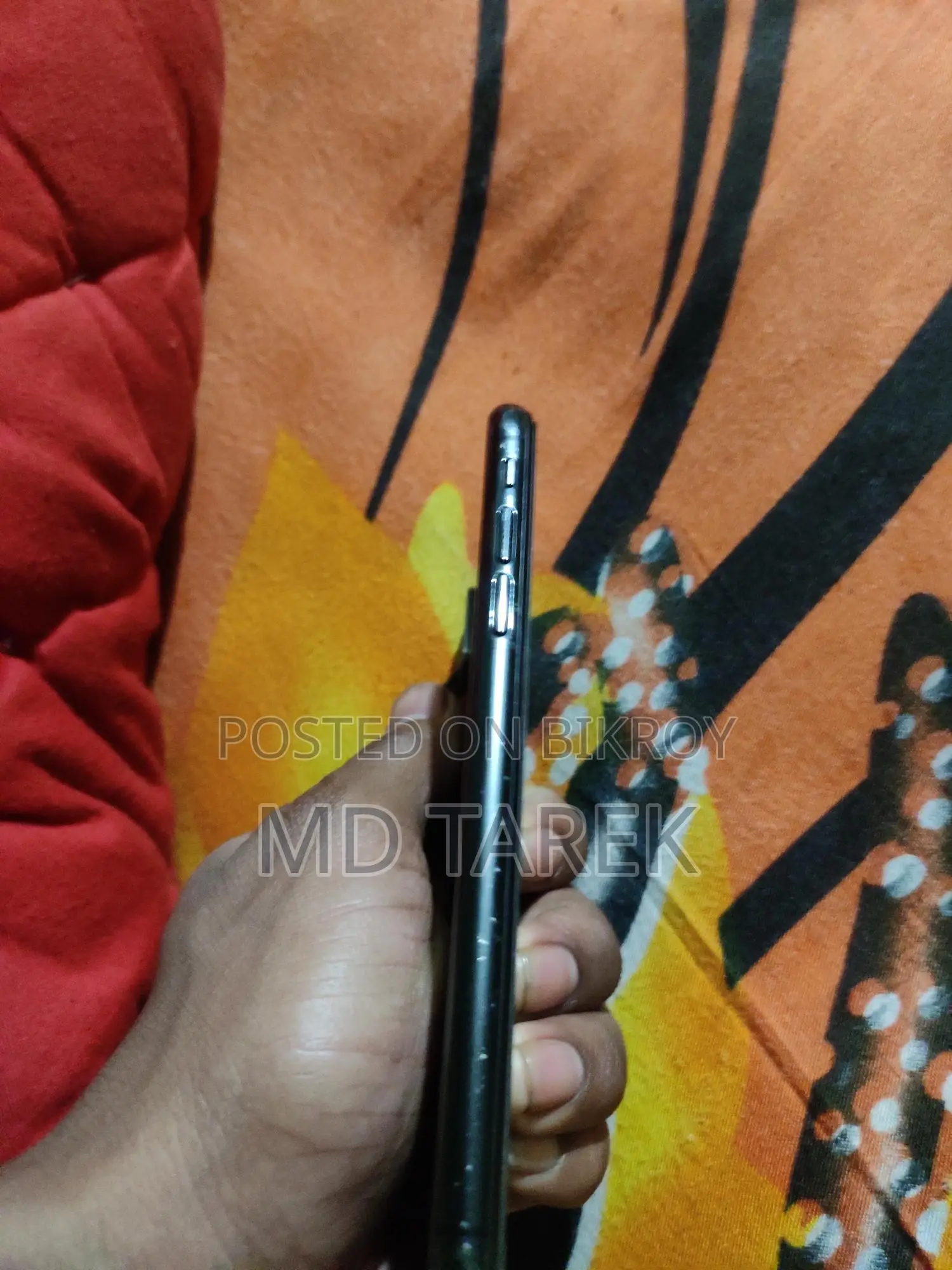 Apple iPhone XS (Used)