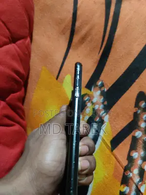 Apple iPhone XS (Used)