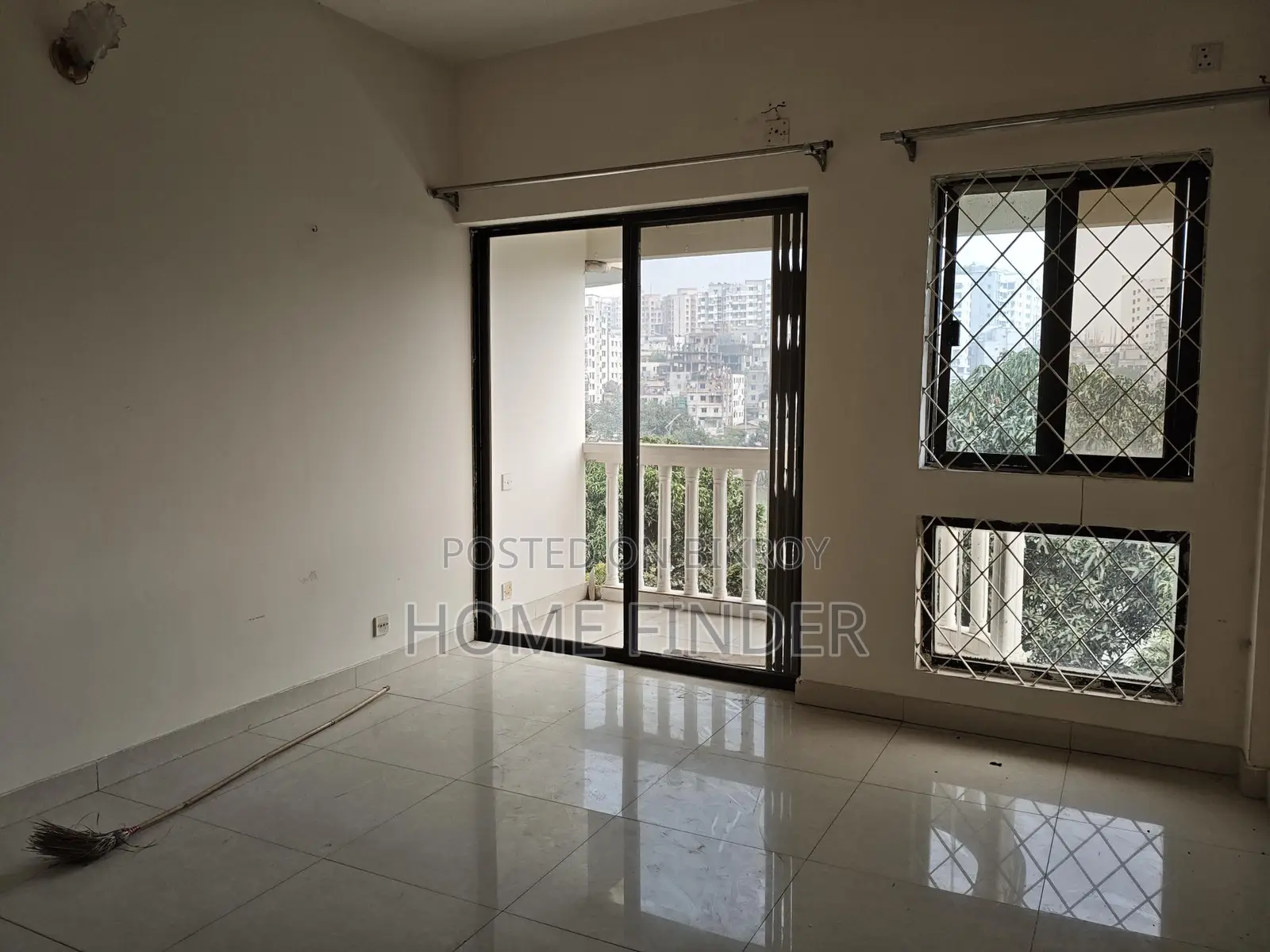 2550 Sqft 3 Bed Un-Furnished Apartment For Rent In Gulshan