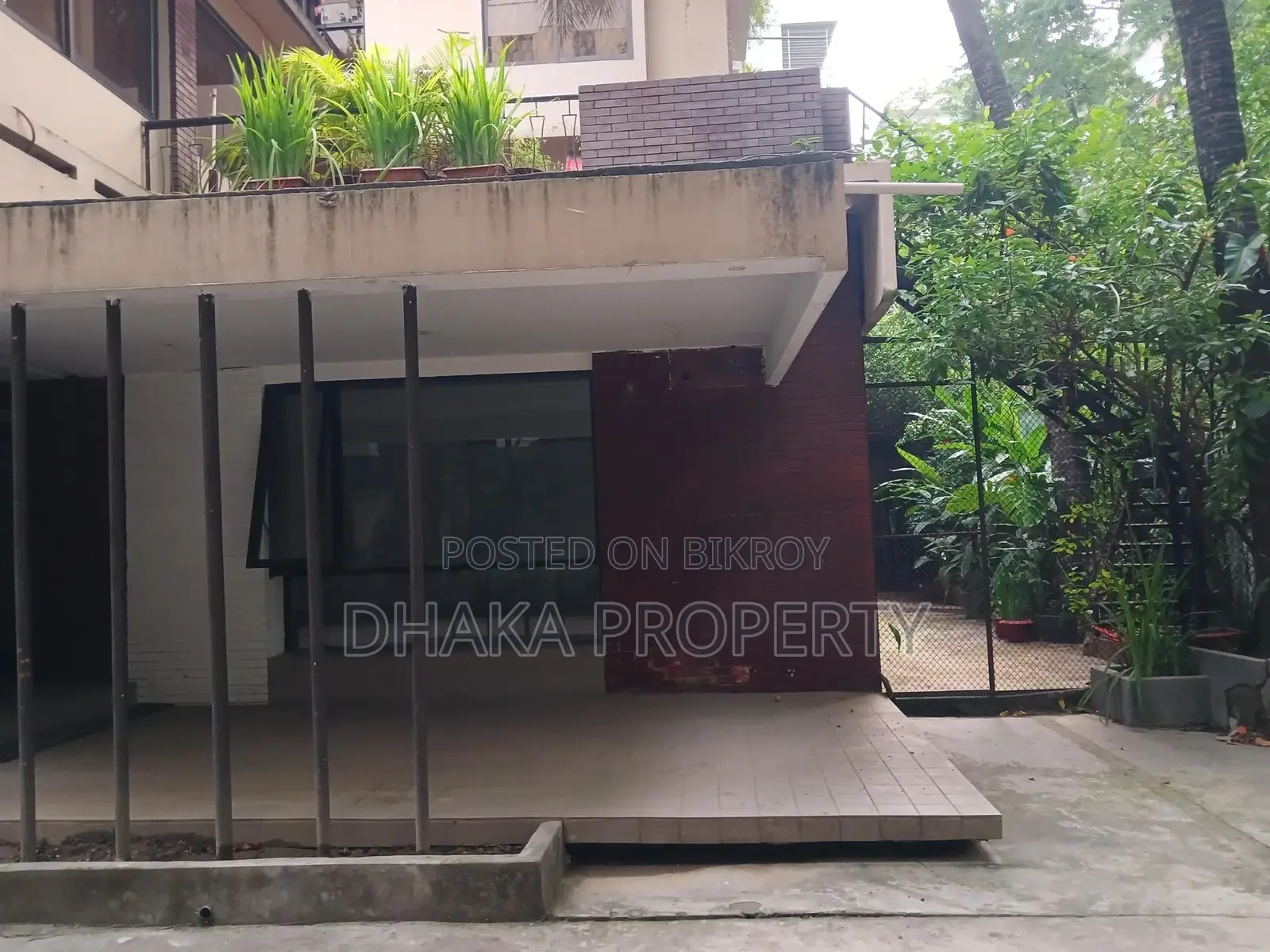 4500sqft.Restaurant /Office Rent Independent Ground Floor Banani