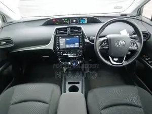 Toyota Prius S SAFETY SENSOR 2021