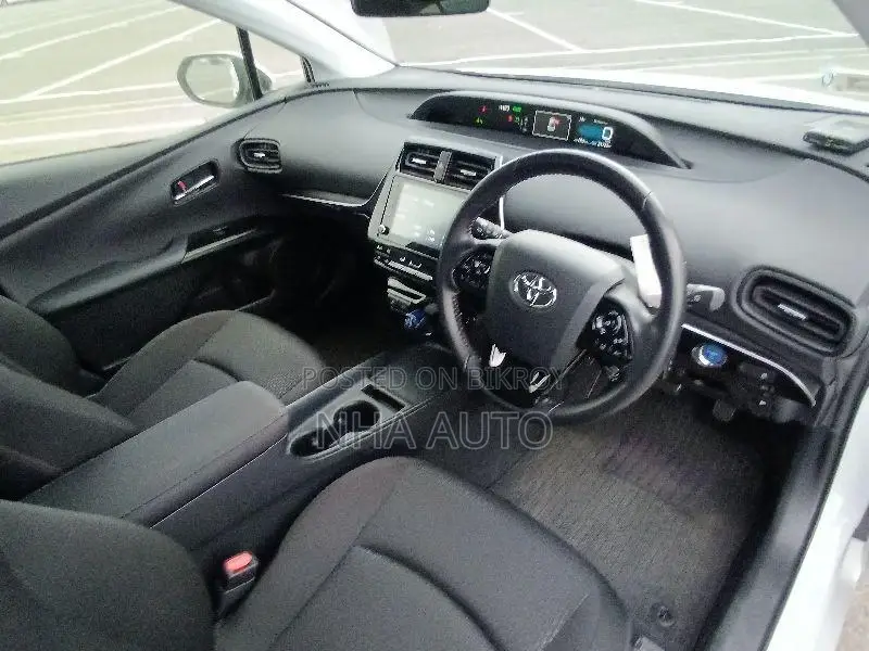 Toyota Prius S SAFETY SENSOR 2021