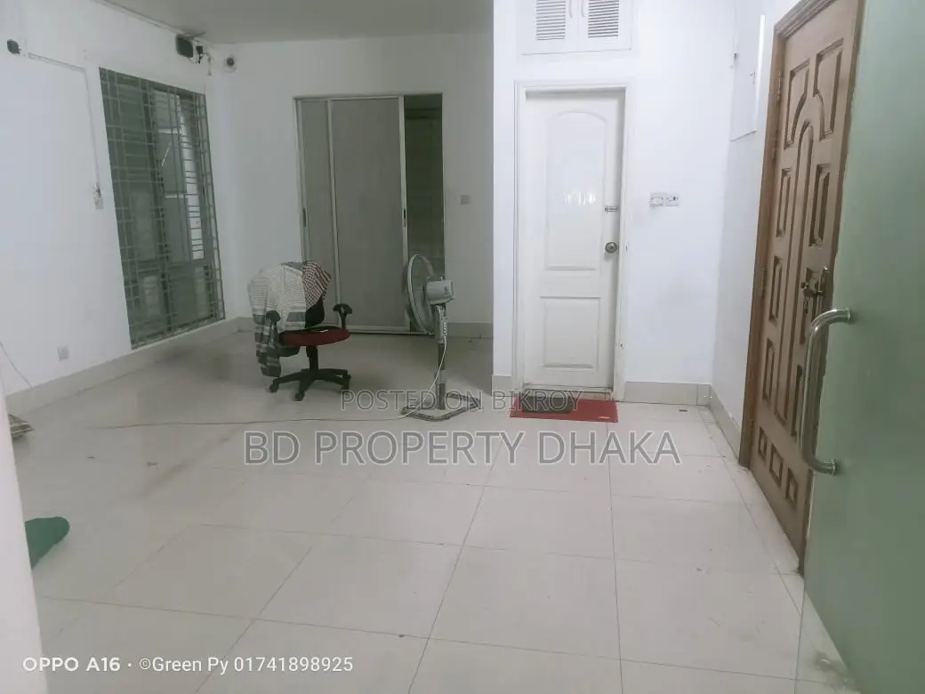2500sft residential office space for rent