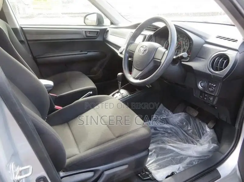 Toyota Axio EX NON HYB 4 POINT 2021