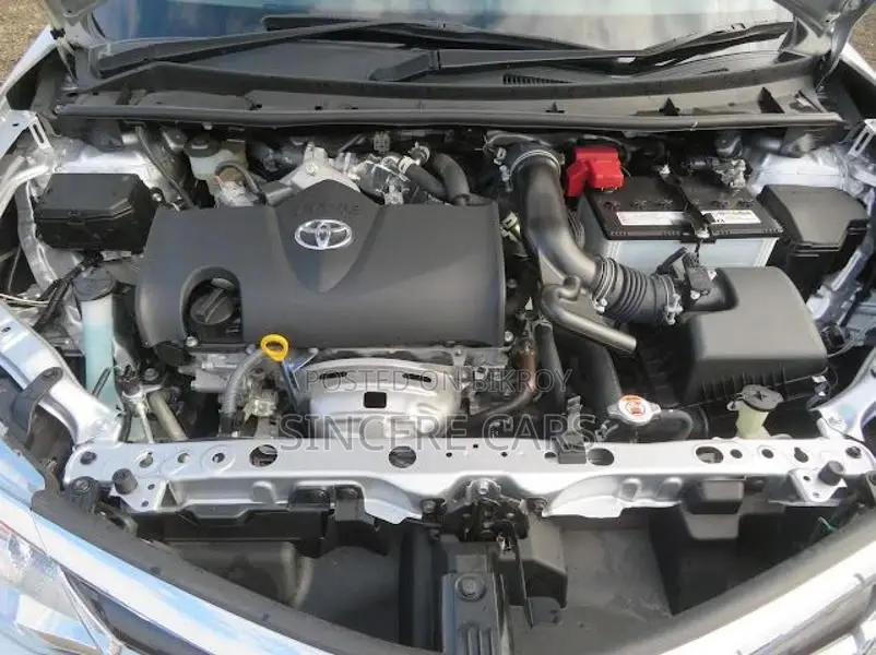 Toyota Axio EX NON HYB 4 POINT 2021