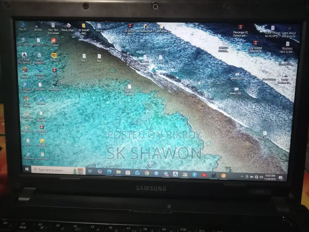 SAMSUNG R 439 Laptop