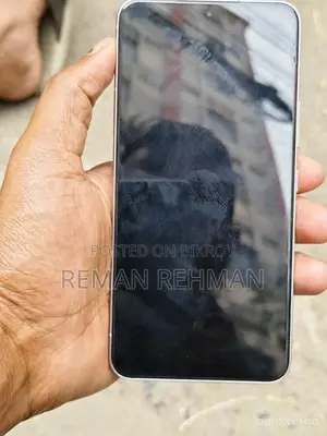 স্যামসাং গ্যালাক্সি এস২২ ৫জি ২৫৬ জিবি সাদা