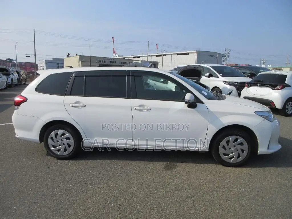 Toyota Fielder EX 2020