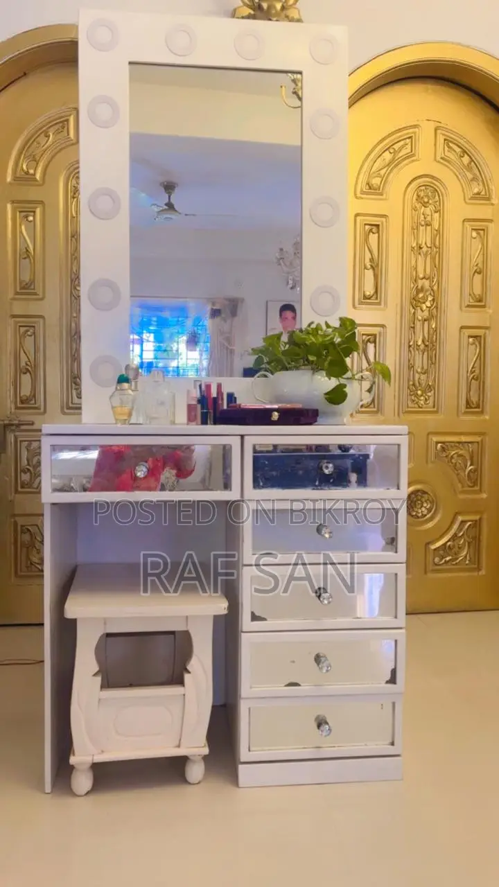 Dressing table sell