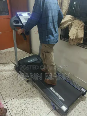 চমৎকার অবস্থার কনলেগা মোটরাইজড ট্রেডমিল বিক্রয়ের জন্য