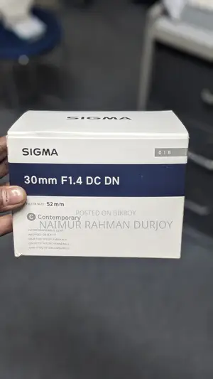 Sigma 30mm F1.4 DC DN Almost New