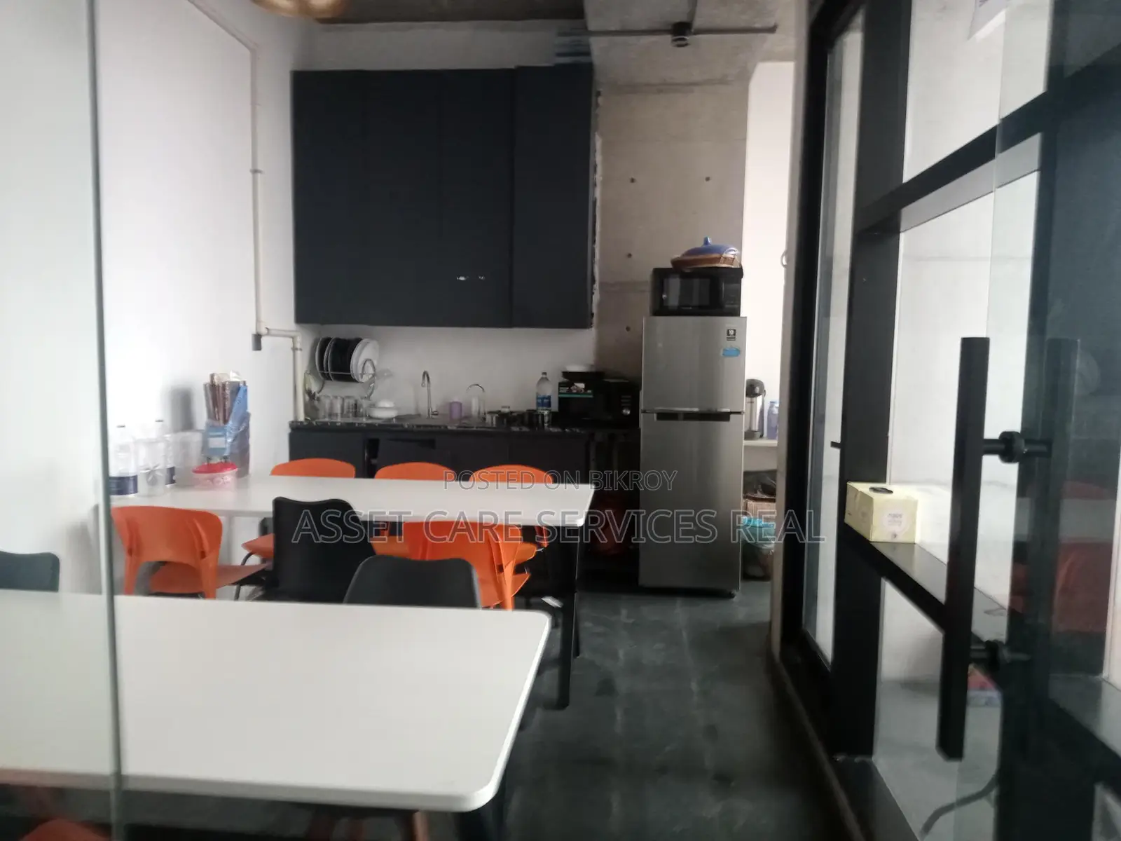 Beautiful Commercial Office Space For Rent In Banani