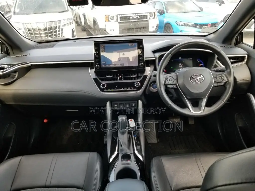 Toyota Corolla Cross Z Leather Hy Black 2022