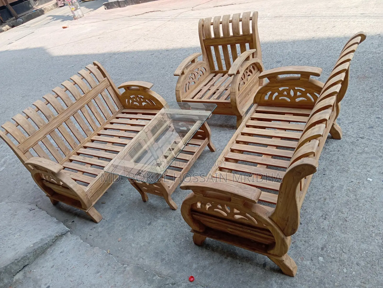 Sofa 2+2+1 & 1 Tea Table, Segun Wood