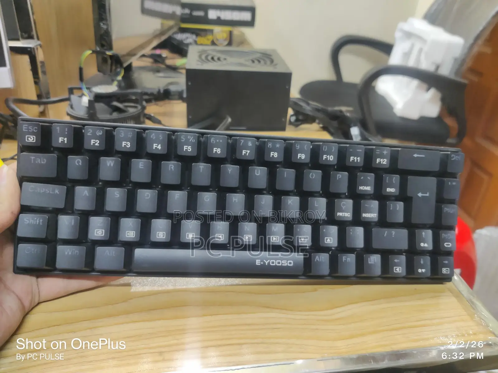 Z686 Mechanical Keyboard Refurbished