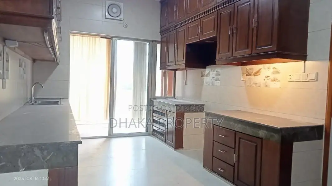 3600SqFt.4Bedroom 2parking Flat Rent At Gulshan Area