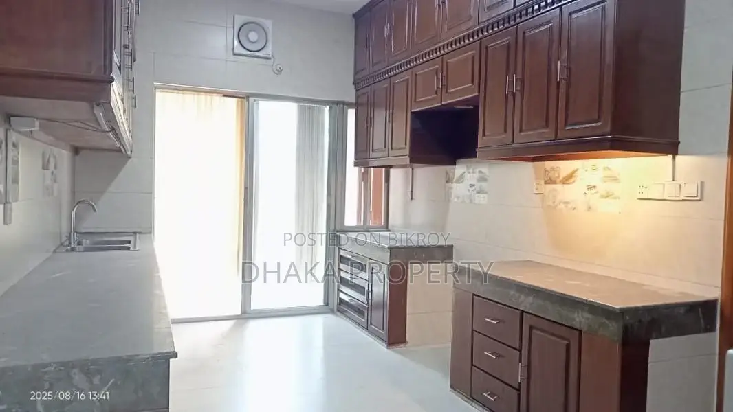 3600SqFt.4Bedroom 2parking Flat Rent At Gulshan Area