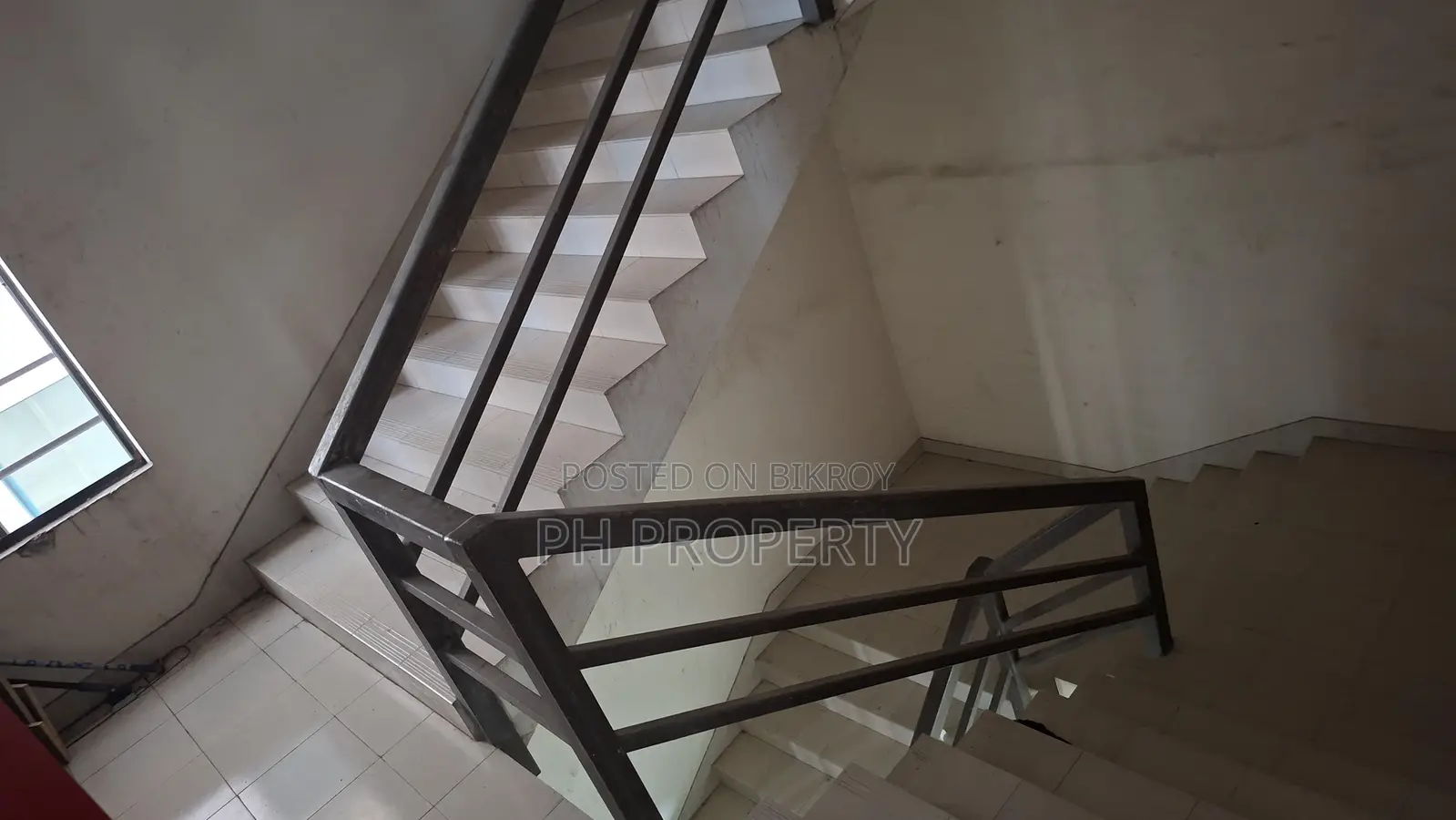 Gulshan rent full furnish office commercial