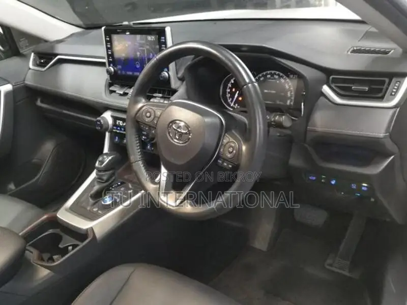 Toyota RAV4 2021