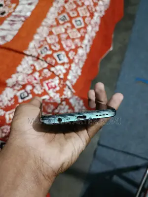 Realme 8 Pro (Used)