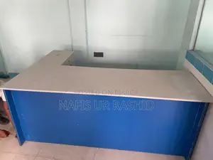 অফিস ডেস্ক