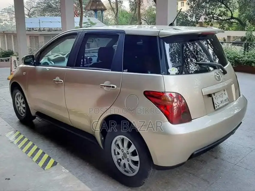টয়োটা ইস্ত জি এইচআইডি সিলেকশন ২০০৪