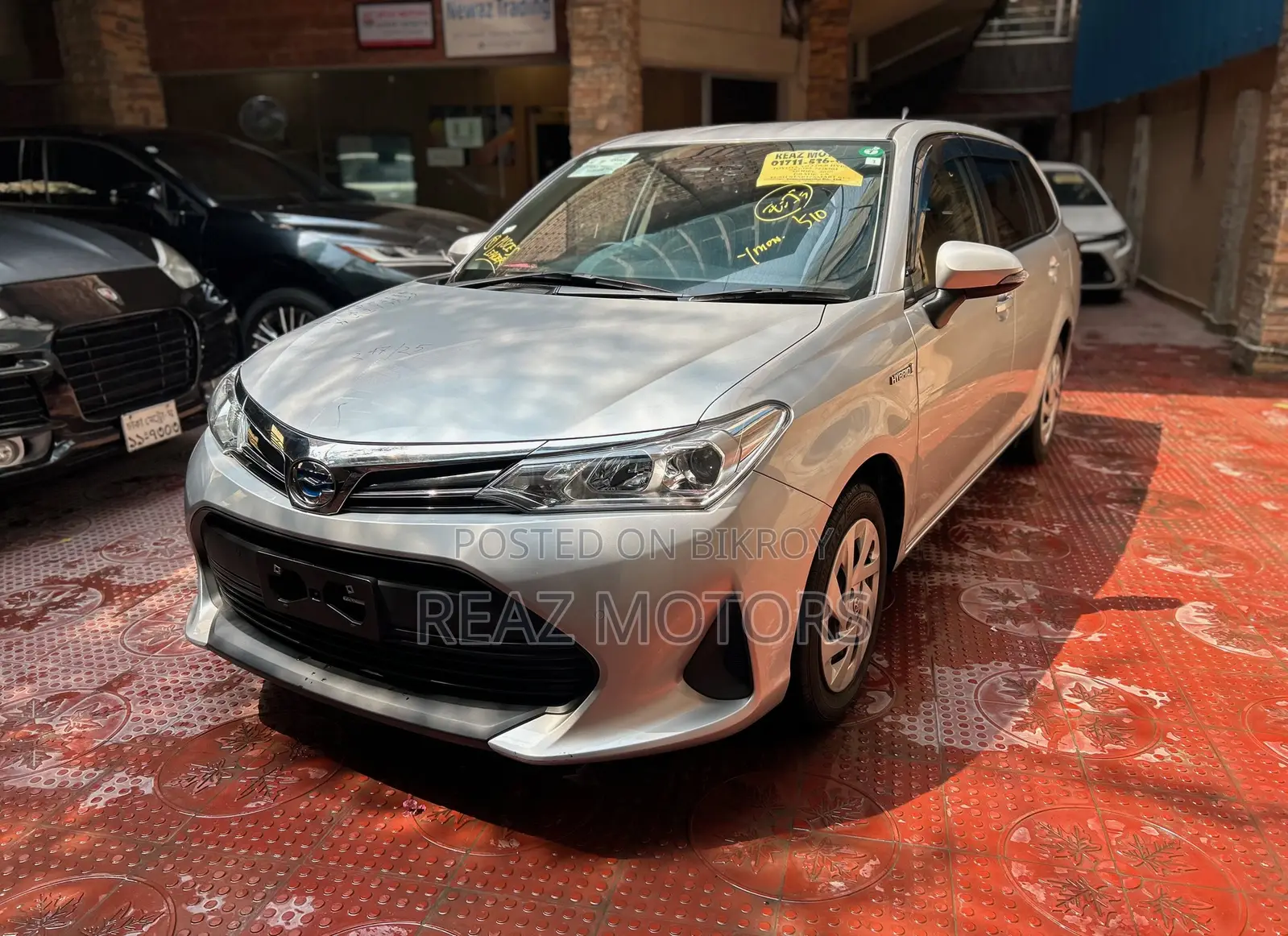 Toyota Fielder EX PKG SILVER / 2020