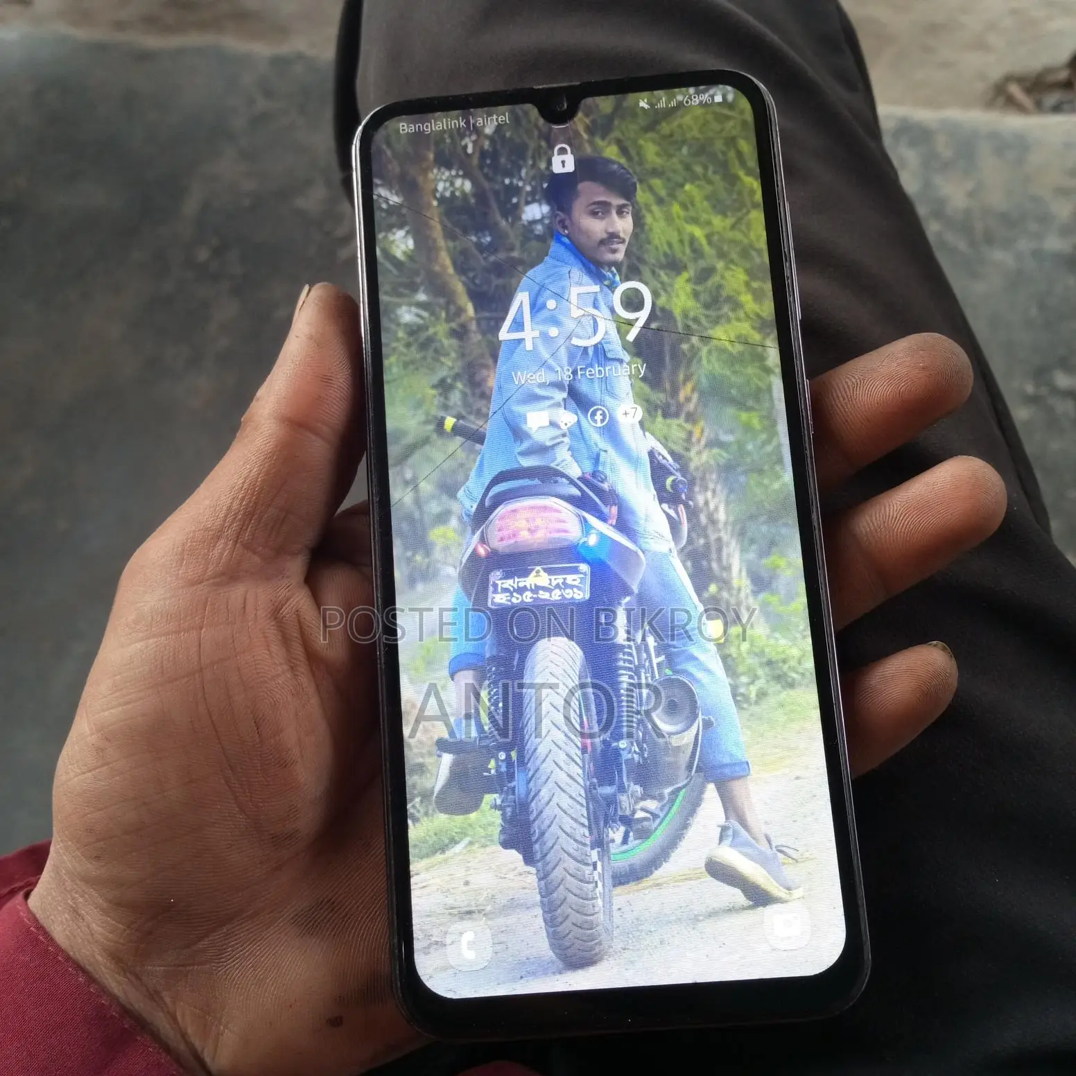 Samsung Galaxy A30 . (Used)