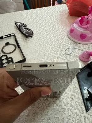 Samsung Galaxy S24 Ultra (Used)